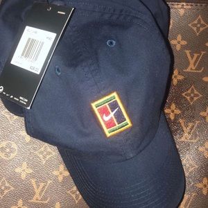 Nike Navy Blue “DAD hat” new with tags